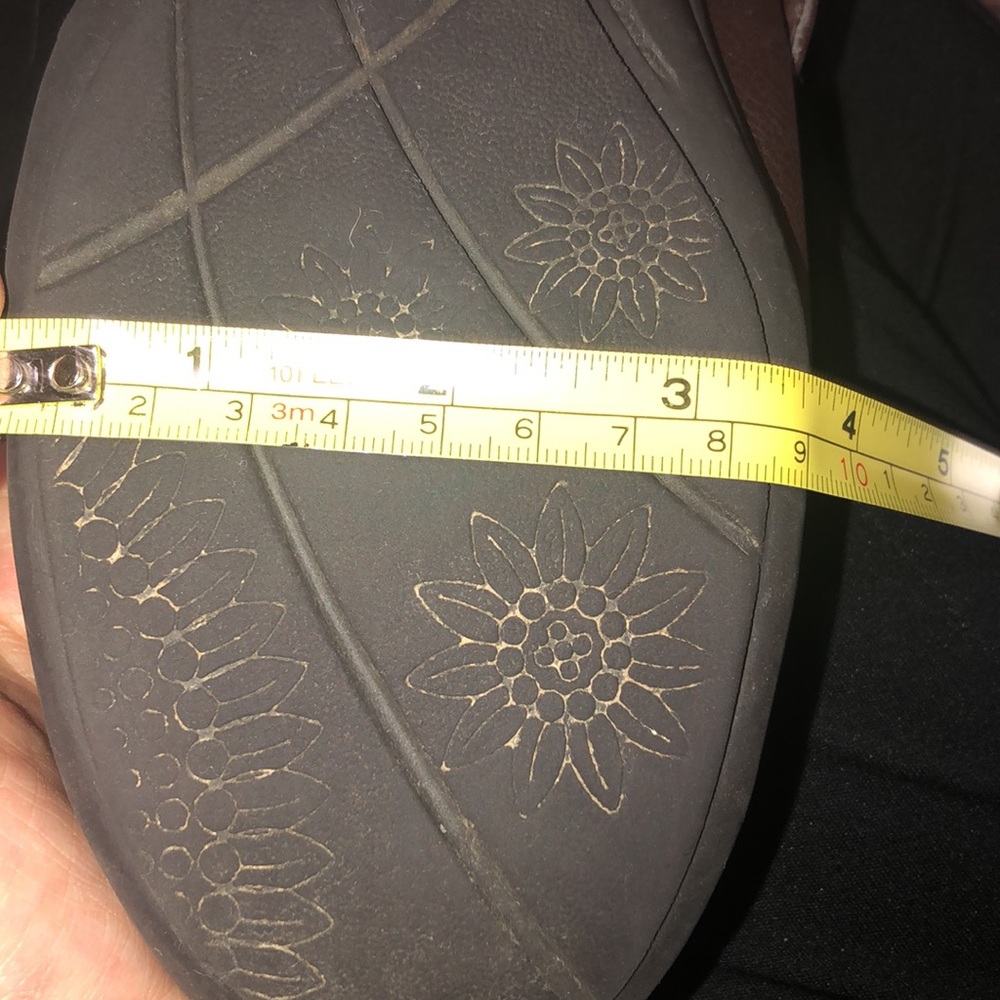 Extremely Comfortable Wide Width Shoes - image 8